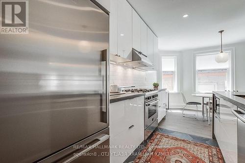 2B - 795 COLLEGE STREET , Toronto, Ontario M6G 1C7 5