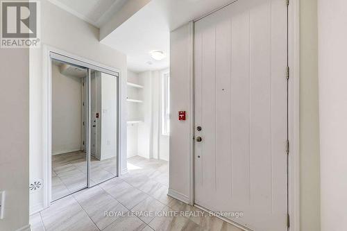 22 ADAM SELLERS STREET , Markham, Ontario L6B 1N2 5
