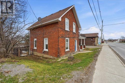 209 DUNDAS ST. E. STREET , Quinte West (Trenton Ward), Ontario K8V 1M1 4