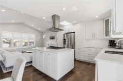 2508 Shakespeare St Victoria, BC V8R 4G5