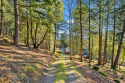 1183 Hillgrove Rd North Saanich, BC V8L 5R8