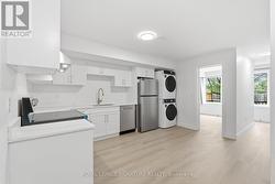 1A - 53 BISHOP AVENUE Toronto, ON M2M 1Z4