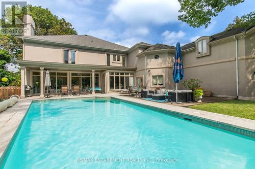 1019 Scenic Drive, Hamilton, ON 