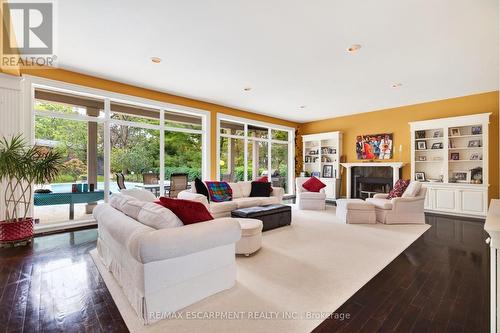 1019 Scenic Drive, Hamilton, ON 