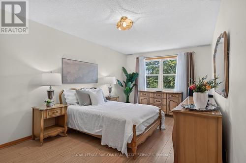 888 Messenger Meadow Drive, Mississauga, ON 