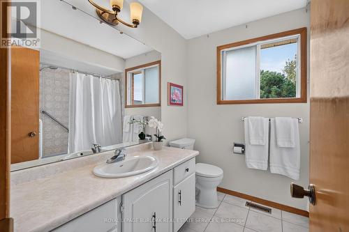 888 Messenger Meadow Drive, Mississauga, ON 