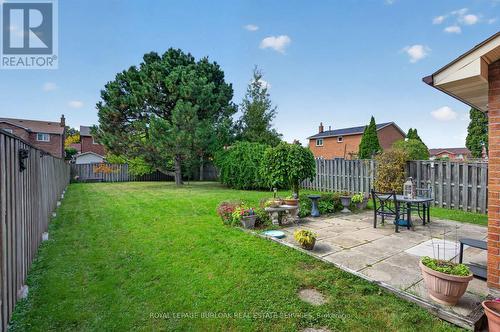 888 Messenger Meadow Drive, Mississauga, ON 