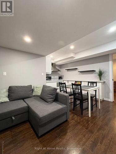 268 BUTTONBUSH STREET , Waterloo, Ontario N2V 0B4 4
