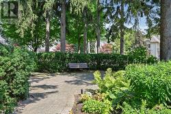 Private Parkette - 