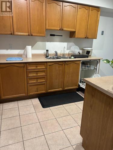6064 Coxswain Crescent, Mississauga, ON 