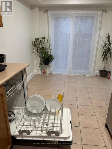 6064 Coxswain Crescent, Mississauga, ON 