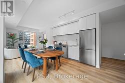 710 - 101 ROEHAMPTON AVENUE Toronto, ON M4P 2W2