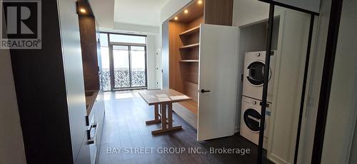 3005 - 55 CHARLES STREET E , Toronto, Ontario M4Y 0J1 4