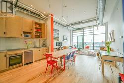 715 - 43 HANNA AVENUE  Toronto, ON M6K 1X1