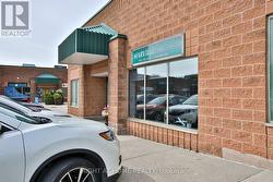 7 - 360 REVUS AVENUE  Mississauga, ON L5G 4S4