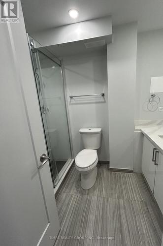 504 - 15 WALMER ROAD , Toronto, Ontario M5R 2X1 4