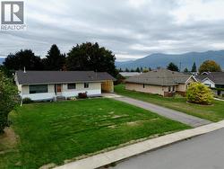 2109 Cedar Street Creston, BC V0B 1G5