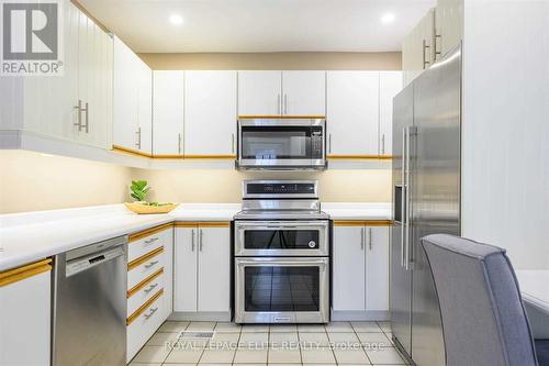 331 TRAFALGAR ROAD , Oakville, Ontario L6J 3H3 5