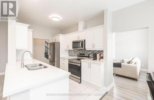 73 Appleblossom Drive, Hamilton, ON 