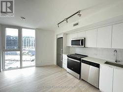 409 - 30 TRETTI WAY Toronto, ON M3H 0E3