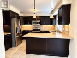 296 ELLEN DAVIDSON DRIVE Oakville, ON L6M 0V5