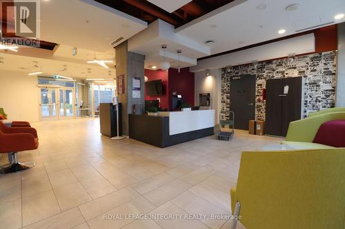 2815 - 105 CHAMPAGNE AVENUE , Ottawa, Ontario K1S 5E5 2