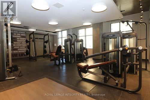 2815 - 105 CHAMPAGNE AVENUE , Ottawa, Ontario K1S 5E5 5