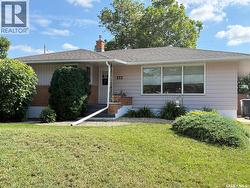 212 Ash DRIVE Weyburn, SK S4H 0S2