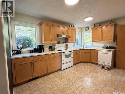 212 Ash Drive, Weyburn, SK 
