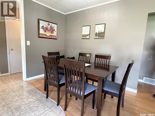 212 Ash Drive, Weyburn, SK 