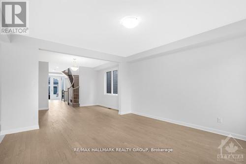 542 ANCHOR CIRCLE , Ottawa, Ontario K0A 2E0 4