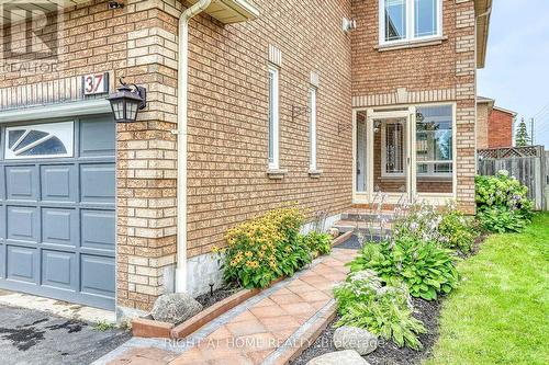 UPPER - 37 BROCKMAN CRESCENT , Ajax, Ontario L1T 4B3 2
