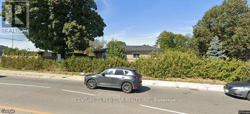 5 BIRCHBANK ROAD , Brampton, Ontario L6T 1L6 5