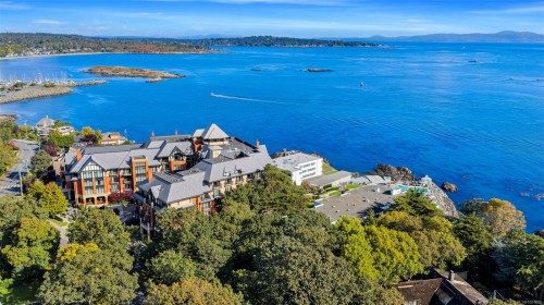 #407-1159 Beach Dr  Oak Bay, BC V8S 2N2