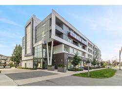 4xx 14438 72 AVENUE Surrey, BC V3S 0B6