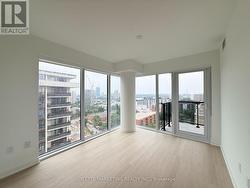 1405 - 15 DAVID SALOMON DRIVE Toronto, ON M3C 0T2