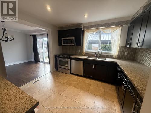 18 FAGAN DRIVE , Halton Hills, Ontario L7G 4P3 4