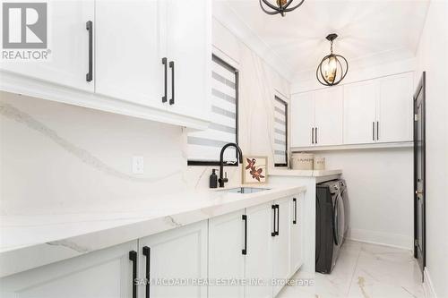 1540 Mississauga Road, Mississauga, ON 