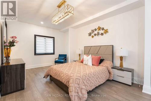 1540 Mississauga Road, Mississauga, ON 