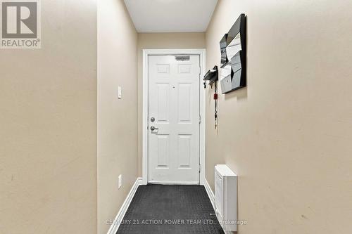 70 BRENTMORE PRIVATE , Ottawa, Ontario K4A 0B7 3