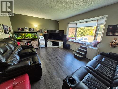 221 Bean Crescent, Weyburn, SK 
