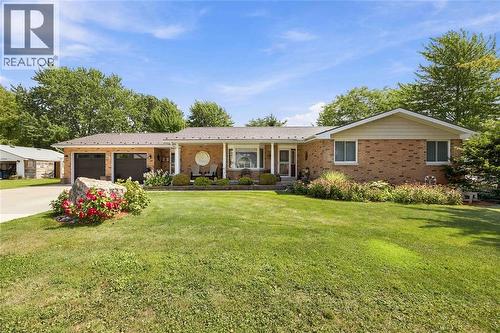 416 HOLLAND STREET  Petrolia, ON N0N 1R0