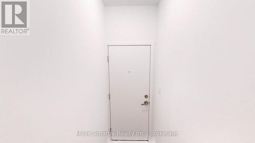8 - 10 MARQUETTE AVENUE , Toronto, Ontario M6A 1X9 5