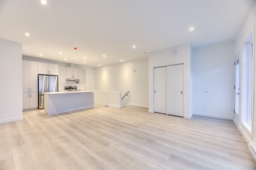 932 Rue Charlevoix , Montréal (Le Sud-Ouest), QC H3K 2Y8 2