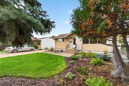 22 St Pierre St, Winnipeg, MB 