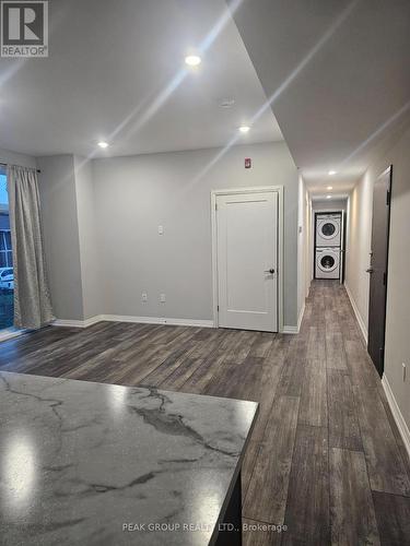 5932 DORCHESTER ROAD W , Niagara Falls (Dorchester), Ontario L2G 5S9 3