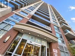1007 - 5 MICHAEL POWER PLACE Toronto, ON M9A 0A3