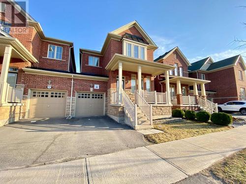92 BETONY DRIVE , Richmond Hill, Ontario L4E 0P5 2