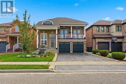 15 CHARLESWOOD CIRCLE  Brampton, ON L7A 1Z1