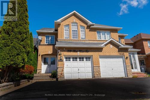 7686 BLACK WALNUT TRAIL  Mississauga, ON L5N 8A6